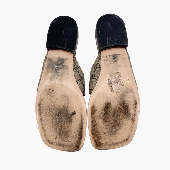 Gucci Blondie GG Flat Thong Sandals Beige Monogram Leather Size 37 US 7 Women - Picture 12 of 15